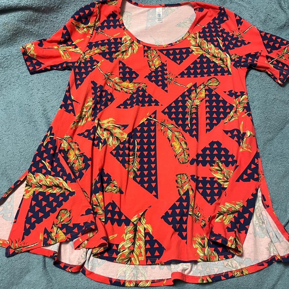 Lularoe perfect T